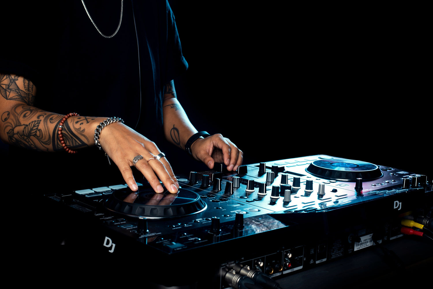 DJ Equipment & Zubehör